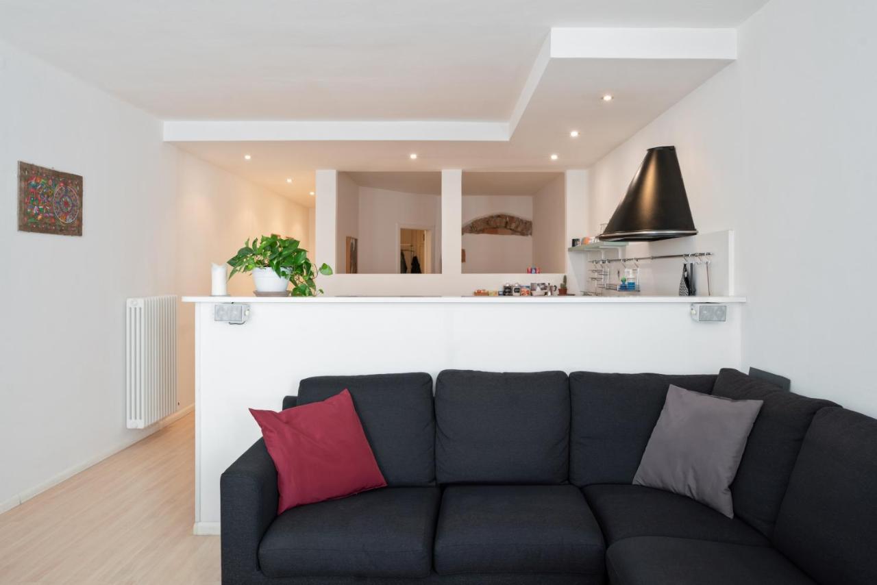 Duomo Flat Apartment เตรนโต ภายนอก รูปภาพ